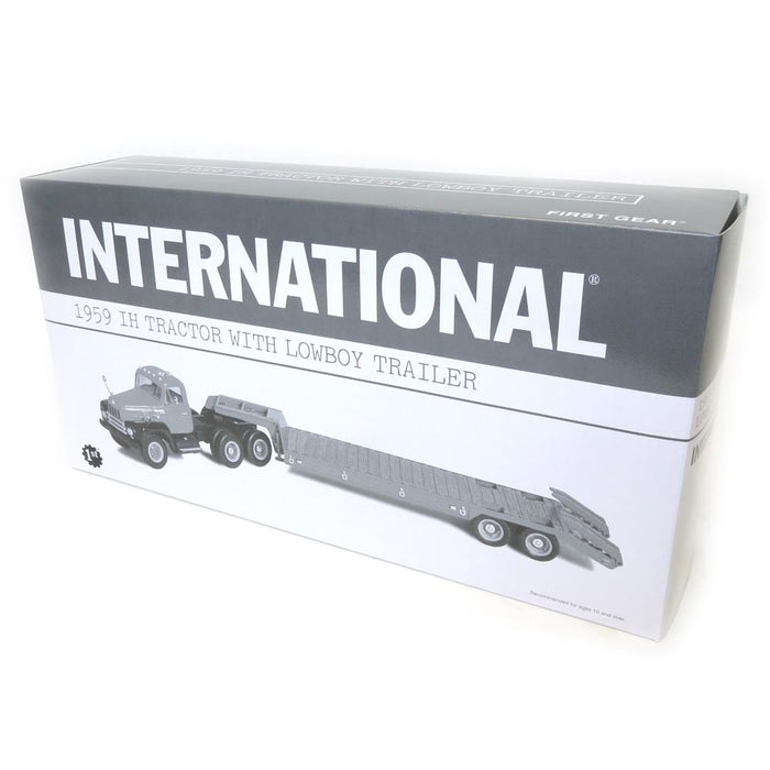 1/32 International RF 200 Semi Tractor with Lowboy, International Trucks Decal