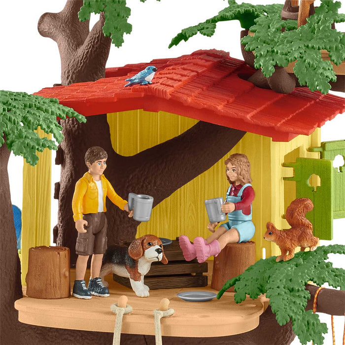 Farm World Adventure Tree House by Schleich