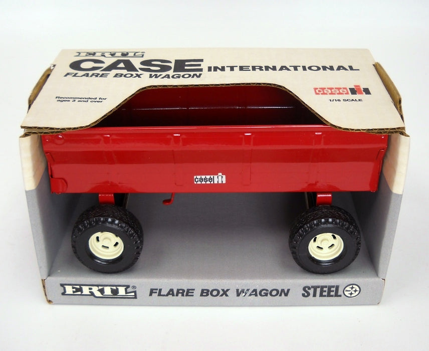 1/16 Case IH Steel Flare Box Wagon