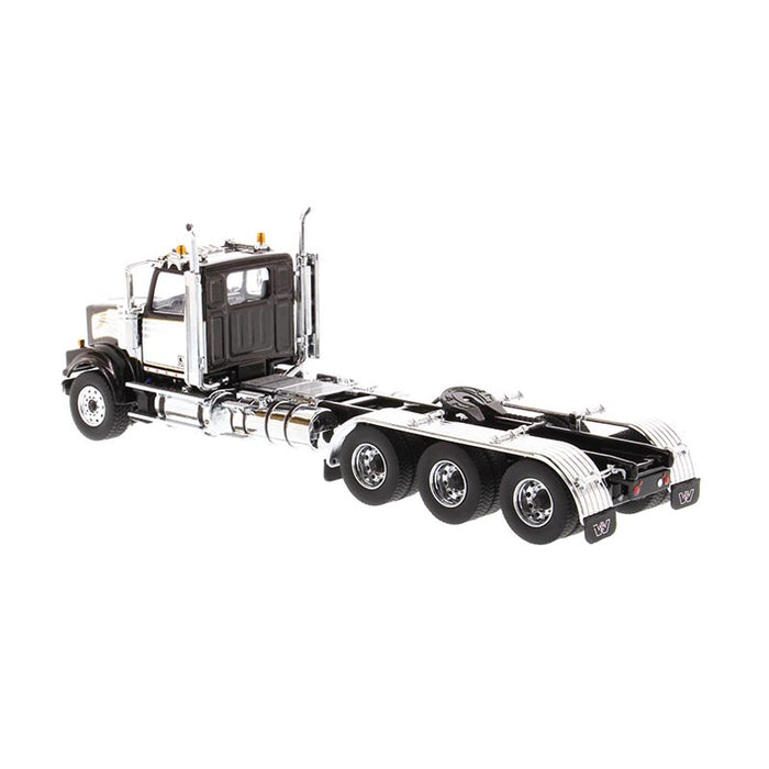 (B&D) 1/50 Western Star 4900 SF Day Cab Tridem Tractor in Black and White - Damaged Box