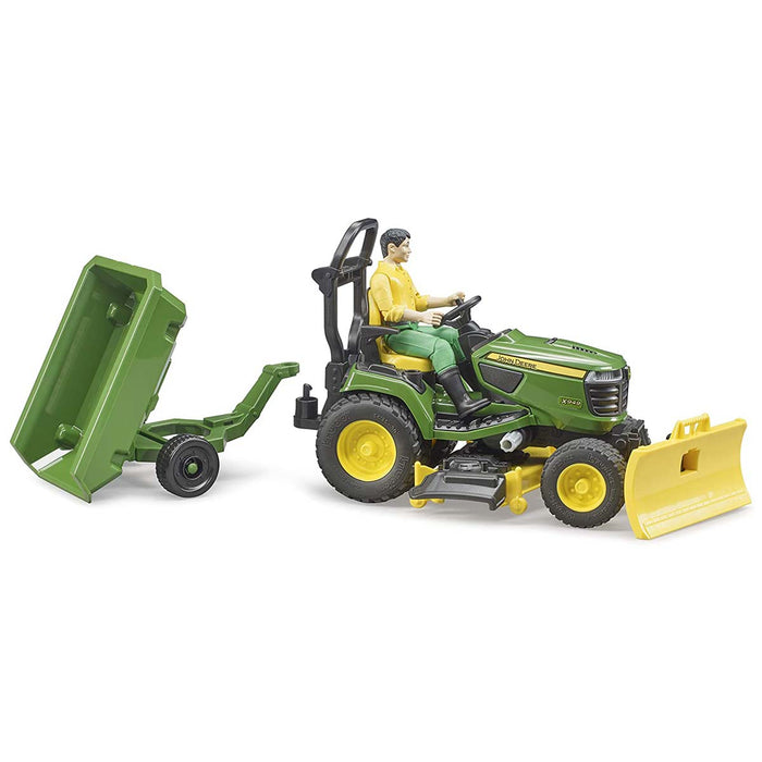 1/16 Bruder John Deere X949 Lawn Tractor with Trailer and Gardener