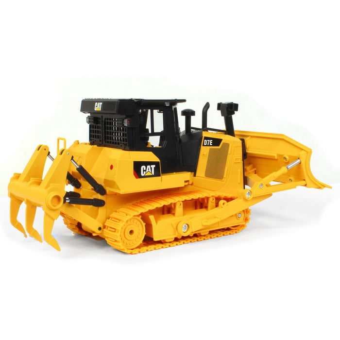 (B&D) 1/24 Radio Control Caterpillar D7E Track-Type Tractor Dozer, Made of Durable Plastic - Damaged Item