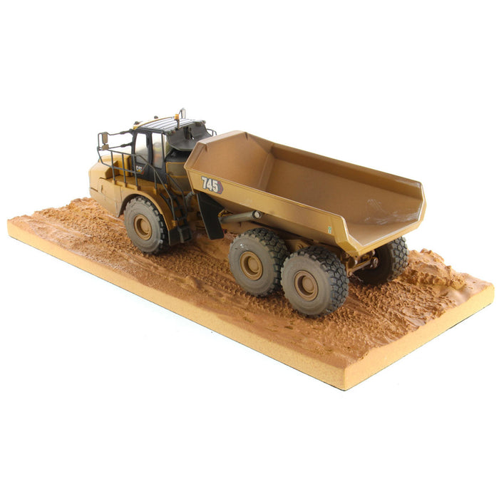1/50 CAT 745 Weathered Articulated Truck