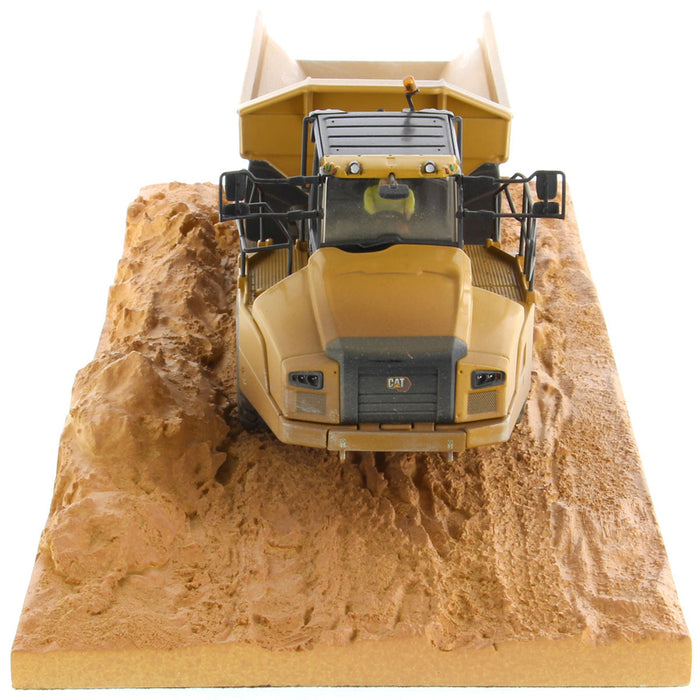 1/50 CAT 745 Weathered Articulated Truck