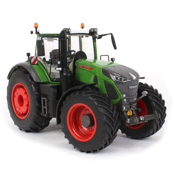 1/32 High Detail Fendt 942 with MFD by Wiking