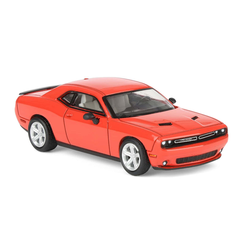 1/64 2016 Dodge Challenger RT, Torred, GreenLight Muscle Series 30