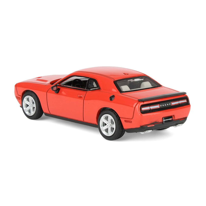 1/64 2016 Dodge Challenger RT, Torred, GreenLight Muscle Series 30