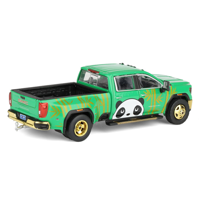 1/64 2022 GMC Sierra 3500 HD Denali Dually Pickup Truck with