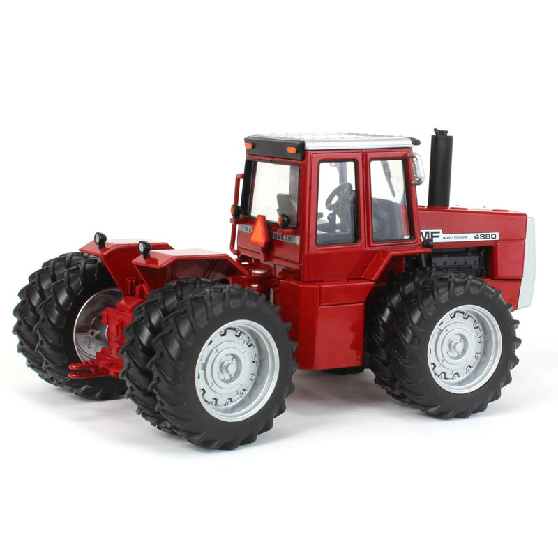 (B&D) 1/32 Massey Ferguson 4880 4WD Tractor, ERTL Prestige Collection - Damaged Item