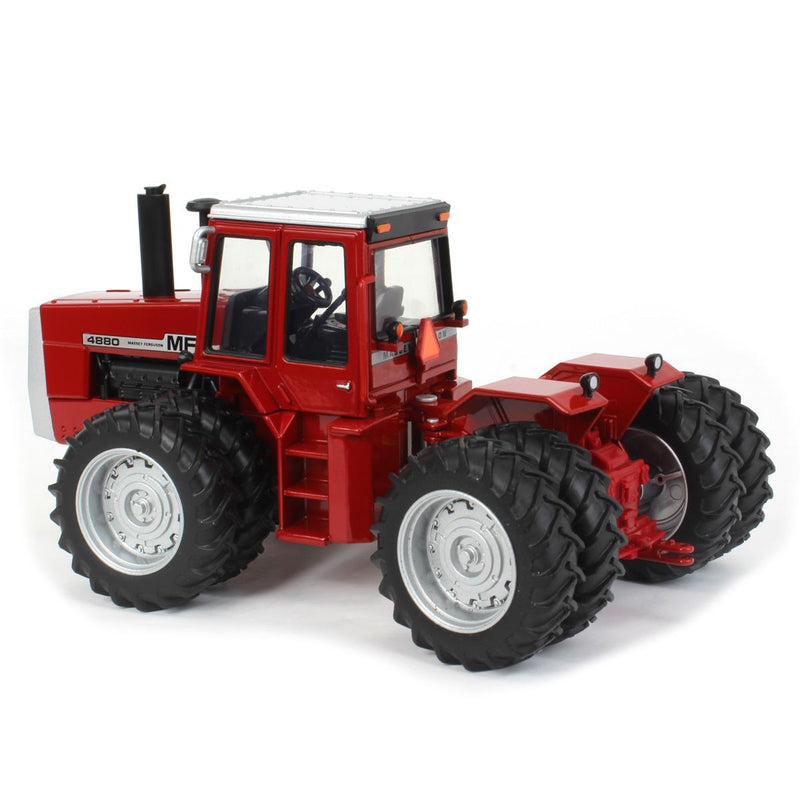 (B&D) 1/32 Massey Ferguson 4880 4WD Tractor, ERTL Prestige Collection - Damaged Item