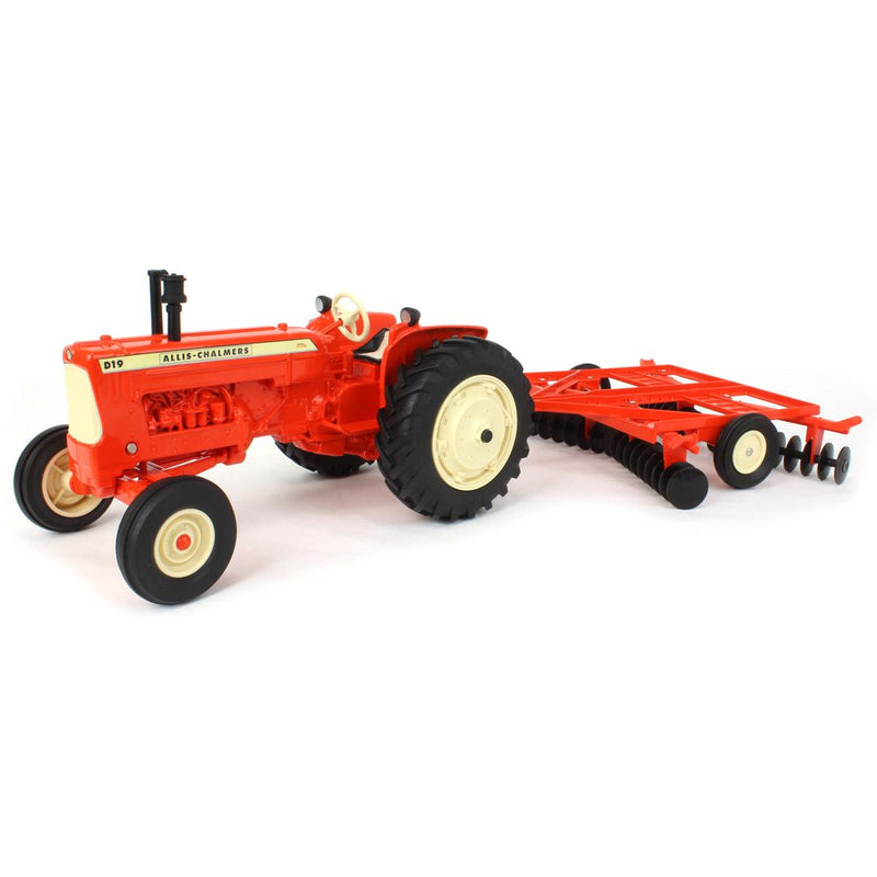 (B&D) 1/16 Allis Chalmers D19 with Disk Harrow by ERTL - Damaged Item