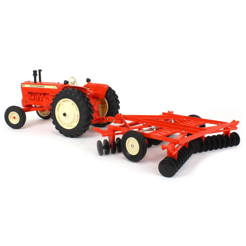 (B&D) 1/16 Allis Chalmers D19 with Disk Harrow by ERTL - Damaged Item