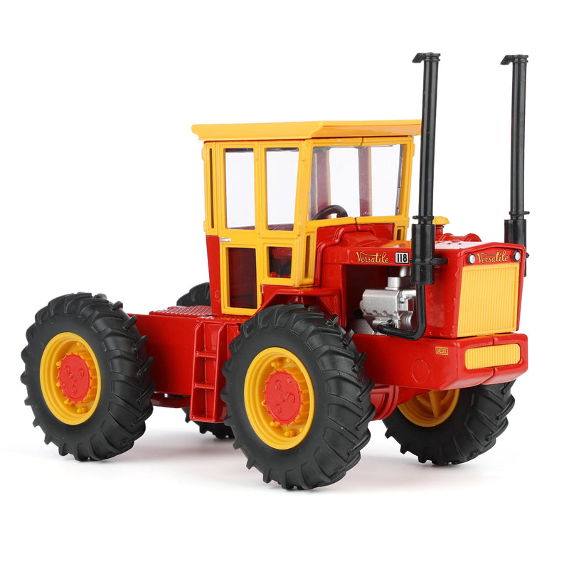 1/32 Versatile 118 Tractor with 4WD & Dual Exhaust by ERTL