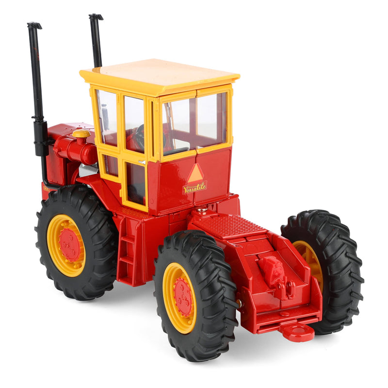 (B&D) 1/32 Versatile 118 Tractor with 4WD & Dual Exhaust by ERTL - Damaged Box