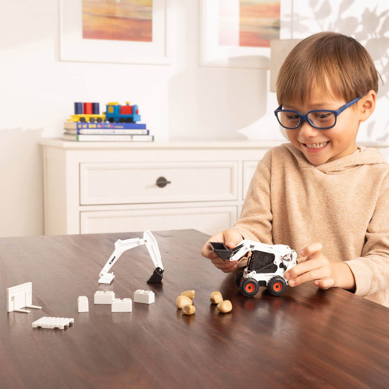 1/32 Bobcat Skid Steer Construction Play Set with 20 Pieces by ERTL