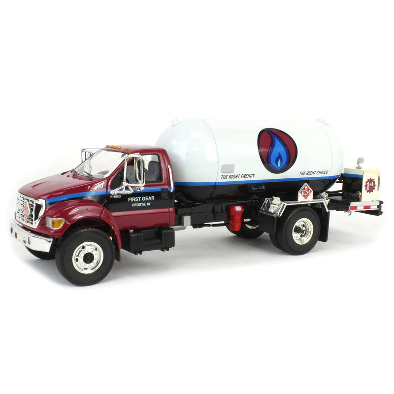 1/34 Ford F-650 Propane Truck by First Gear
