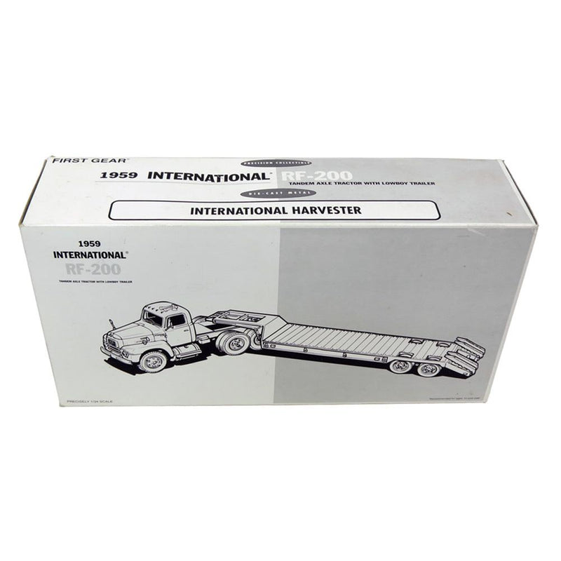1/34 International RF-200 with Lowboy, Cream & Red Truck IH Sales