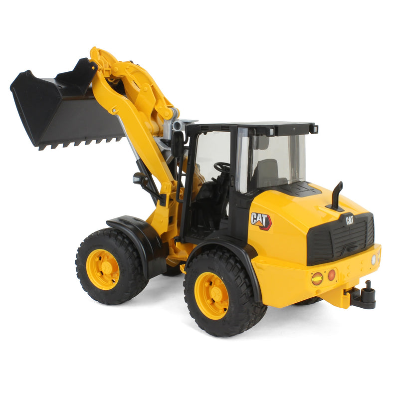 1/16 CAT Wheel Loader by Bruder