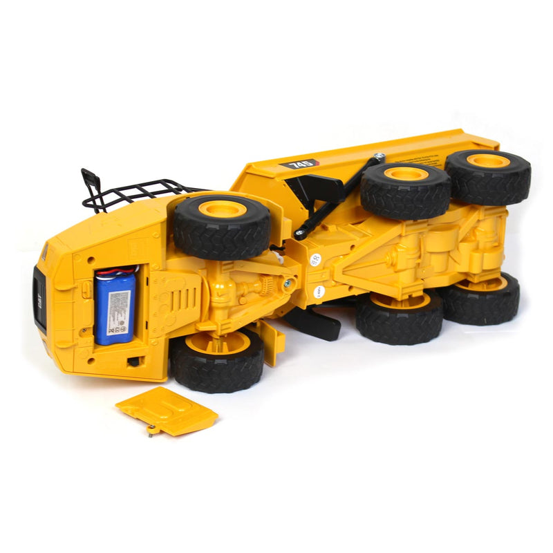 (B&D) 1/24 Radio Control Caterpillar 745 Articulated Truck, Made of Durable Plastic - Damaged Item