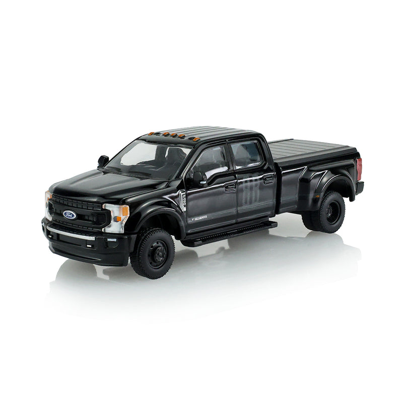 1/64 2020 Ford F-450 XL Super Duty Pickup Truck, Black Bandit Series 31