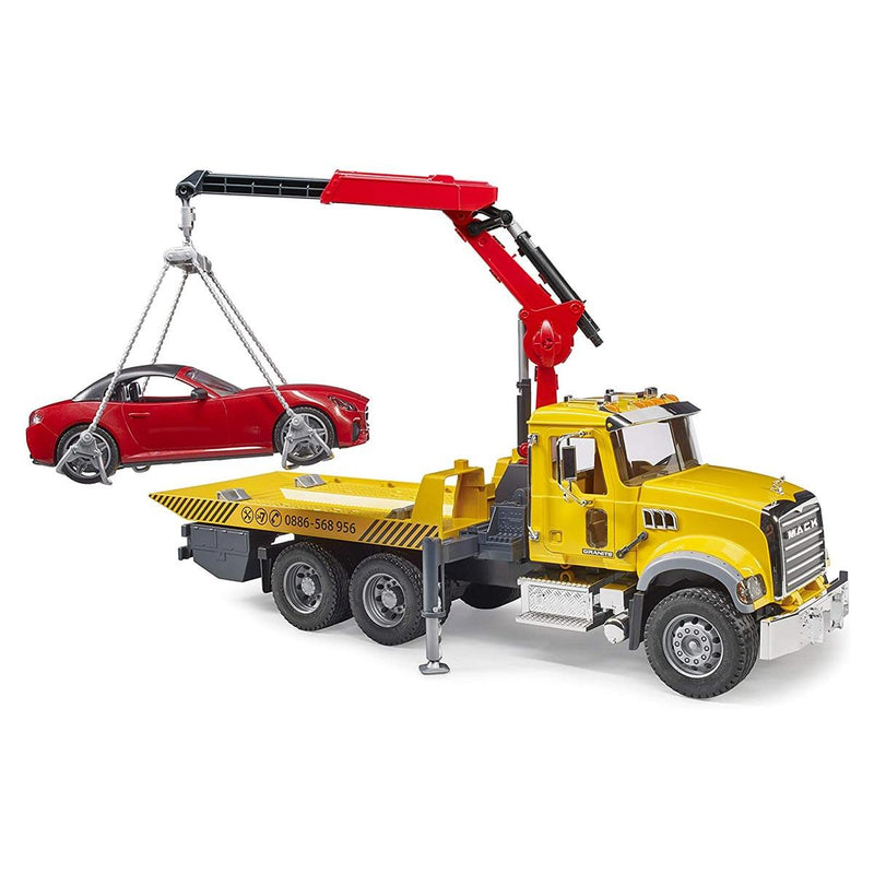 (B&D) 1/16 MACK Granite Tow-Truck with Bruder Roadster - Damaged Item