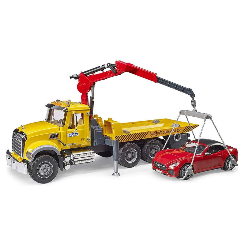 (B&D) 1/16 MACK Granite Tow-Truck with Bruder Roadster - Damaged Item