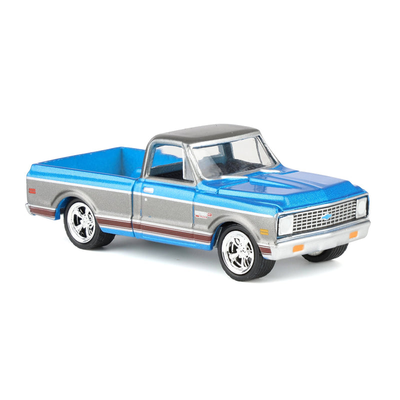 1/64 1972 Chevy C10 Cheyenne Short Bed Pickup Truck, Blue/Gray, Hobby Exclusive by Greenlight