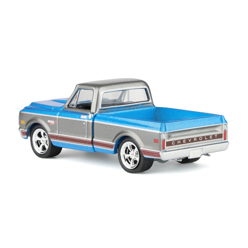 1/64 1972 Chevy C10 Cheyenne Short Bed Pickup Truck, Blue/Gray, Hobby Exclusive by Greenlight