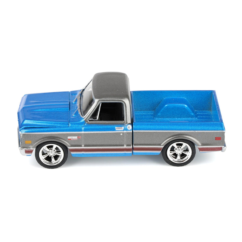 1/64 1972 Chevy C10 Cheyenne Short Bed Pickup Truck, Blue/Gray, Hobby Exclusive by Greenlight