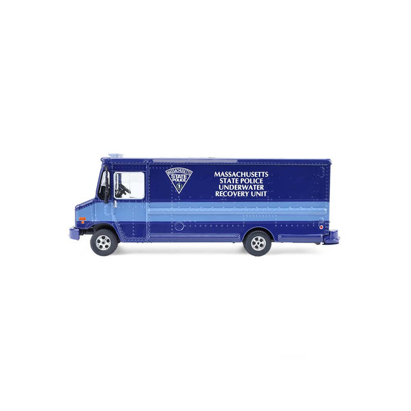 1/64 2019 Step Van, Massachusetts State Police Underwater Recovery Unit, H.D. Trucks Series 26