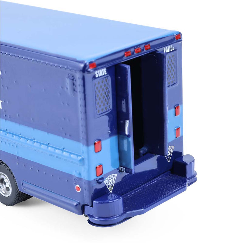 1/64 2019 Step Van, Massachusetts State Police Underwater Recovery Unit, H.D. Trucks Series 26