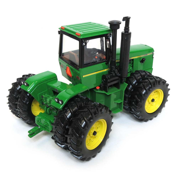 1/32 John Deere 8650 4WD with Front & Rear Duals, 2016 National Farm Toy Show