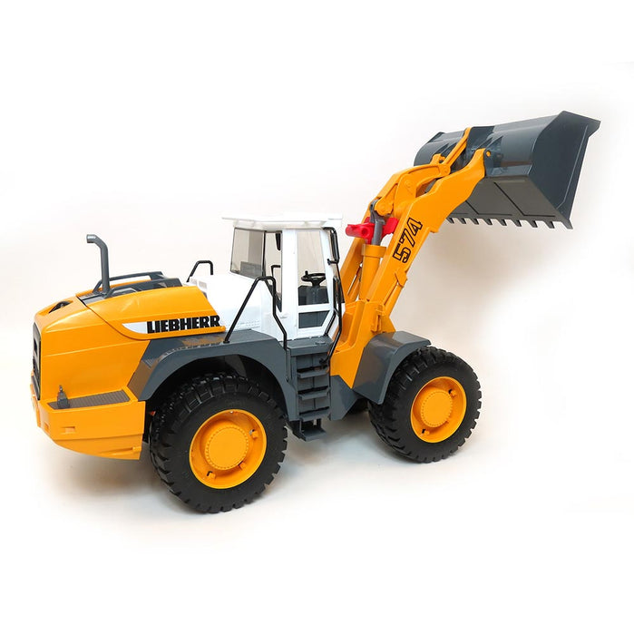 1/16 Liebherr L574 Road Wheel Loader by Bruder Plastic