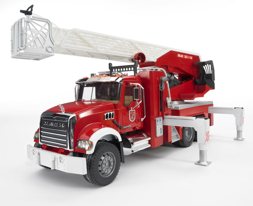 (B&D) 1/16 Mack Granite Fire Engine w/ Extendable Ladder - Damaged Box