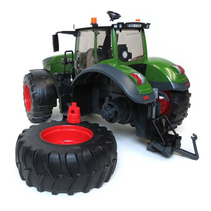 1/16 Fendt 1050 Vario by Bruder