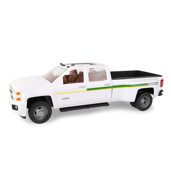 1/16 ERTL Big Farm Chevrolet 3500 John Deere Dealership Dually Pickup Truck