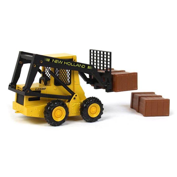 1/25 New Holland L-555 Super Boom Skid Loader with Cargo by NZG