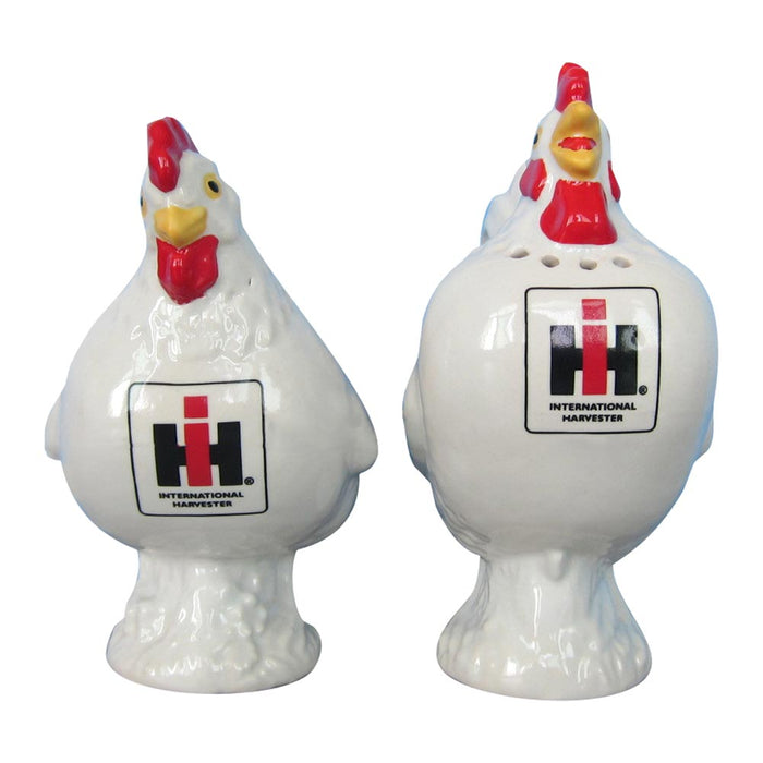 International Harvester Hen And Rooster Salt & Pepper Shaker Set