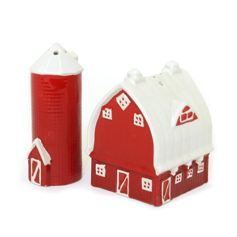 IH Barn and Silo Salt & Pepper Shaker Set