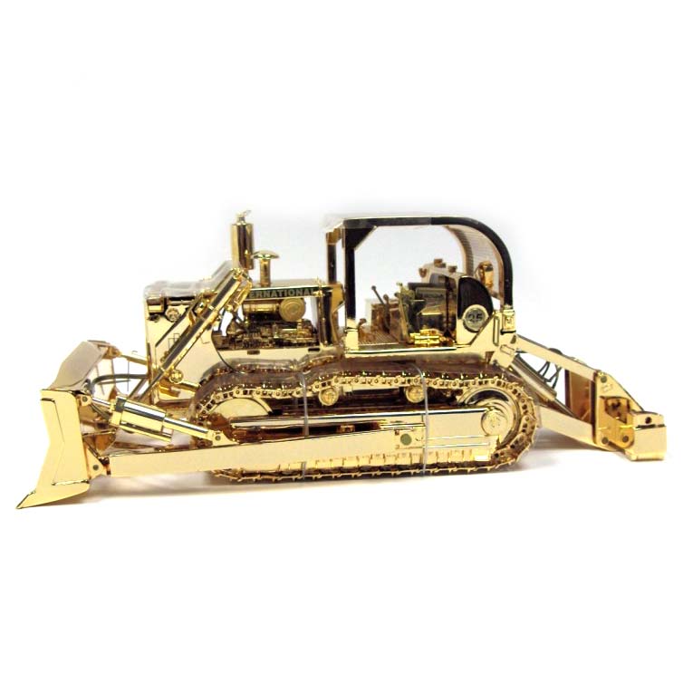 1/25 International TD-25 Crawler, Golden Edition by 1st Gear