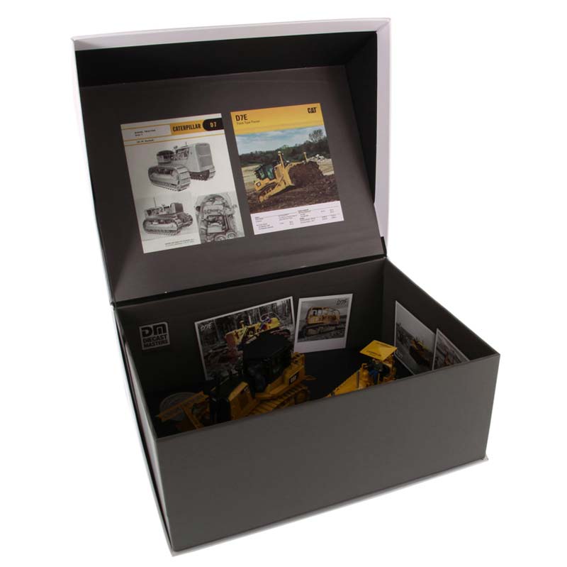 1/50 Evolution Series High Detail CAT D7E & D7C Track-Type Tractor Two Piece Set