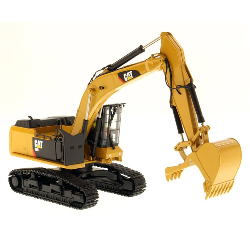 1/50 Caterpillar 568 GF Road Builder - High Line Series