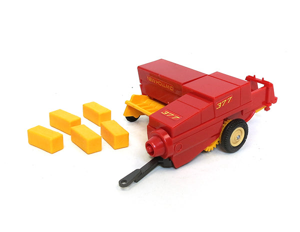 (B&D) 1/32 New Holland 377 Baler w/ 5 Bales by Britains - Damaged Item