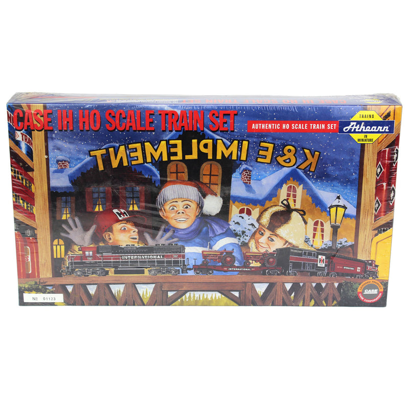 1/87 (HO Scale) IH Farmall 756 Train Set by Athearn