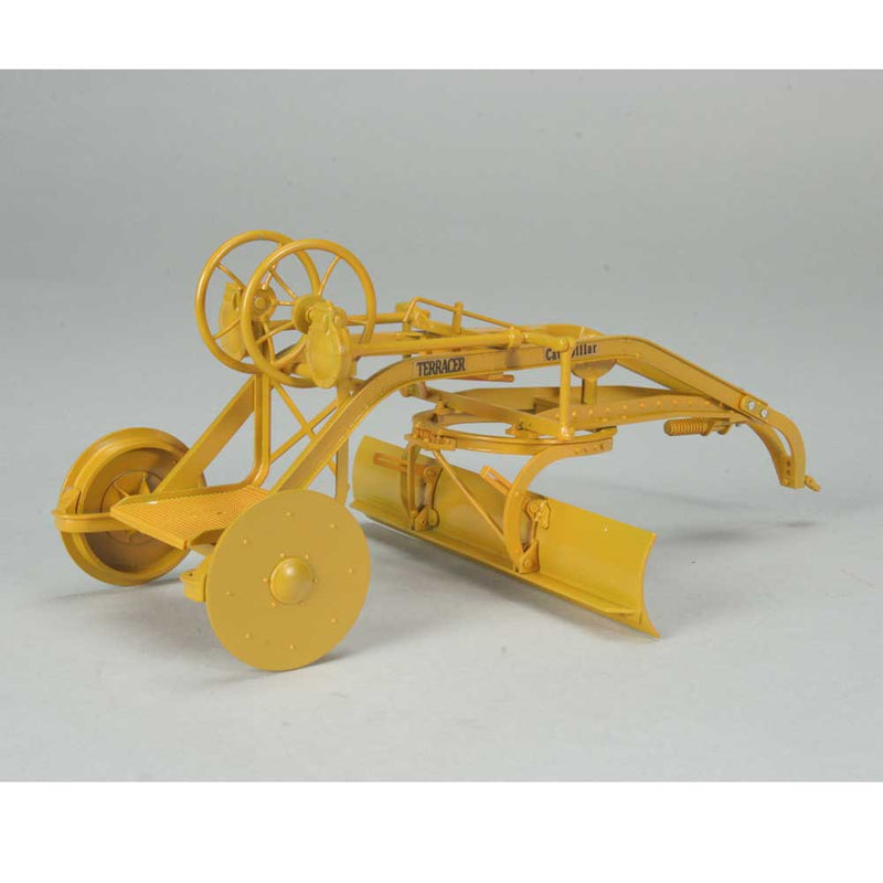 1/16 High Detail Caterpillar No. 1 Terracer Pull Grader
