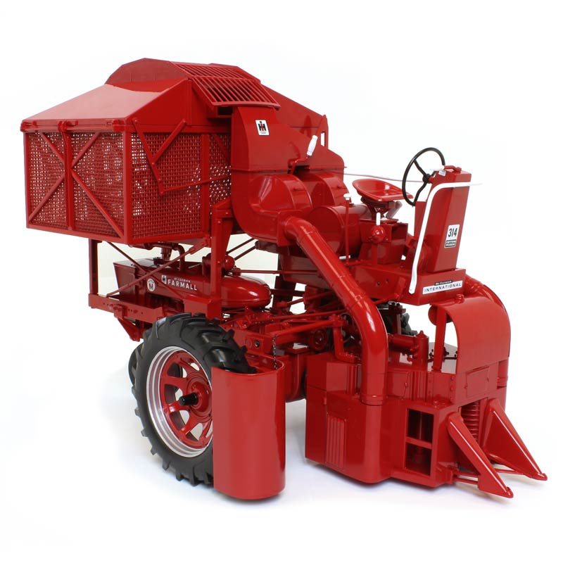 1/16 1953 Farmall Super M with Mounted 314 Low Drum 1-Row Cotton Picker, 2018 Red Power Round Up