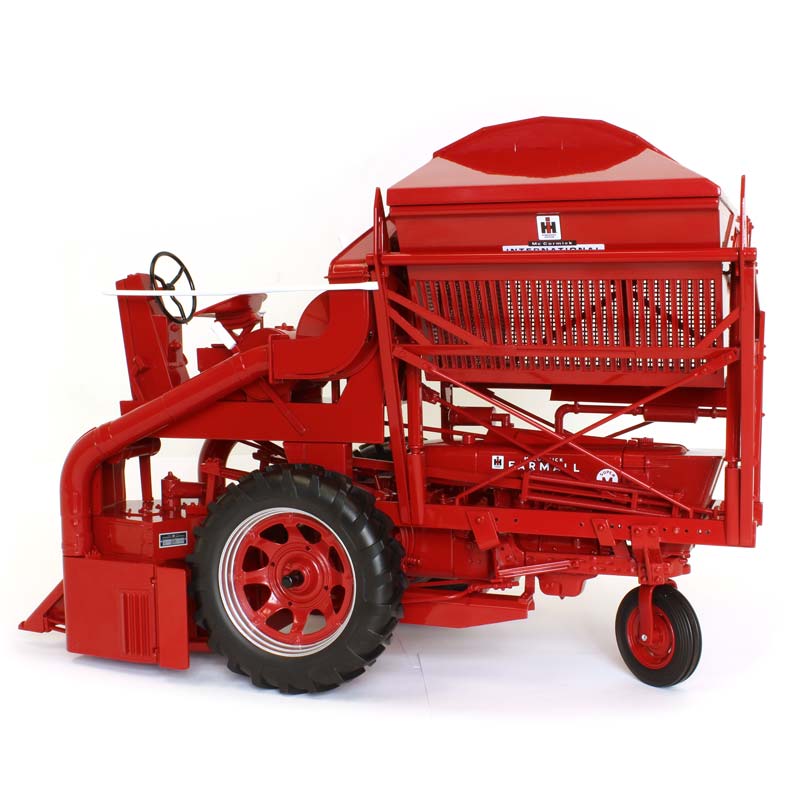 1/16 1953 Farmall Super M with Mounted 314 Low Drum 1-Row Cotton Picker, 2018 Red Power Round Up