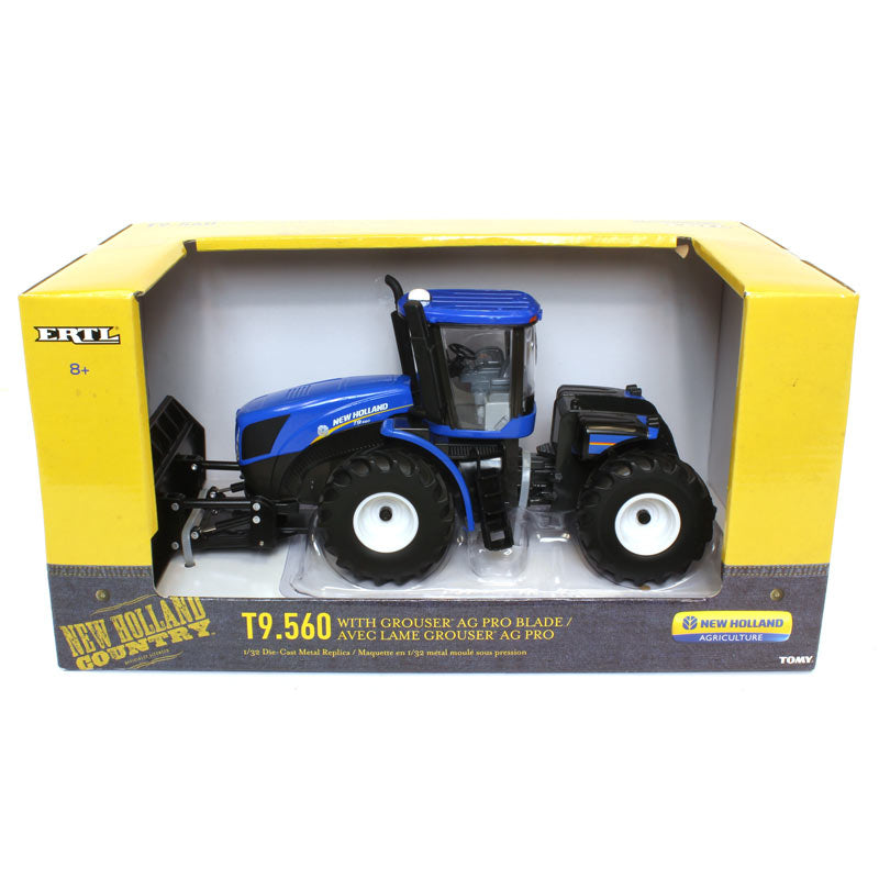 1/32 New Holland T9.560 4WD Tractor with Grouser Blade by ERTL