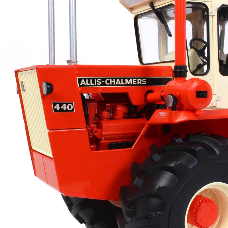 1/16 Allis Chalmers 440 4WD Tractor by ERTL, Toy Farmer 40th Anniversary