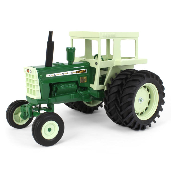 1/16 Oliver 2255 Wide Front with Cab and Duals, Limited Helle Edition